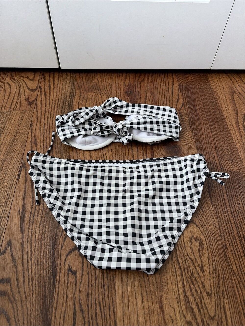White House Black Market Women's Bikini Bottom Size Medium Top Size Small - Picture 3 of 5